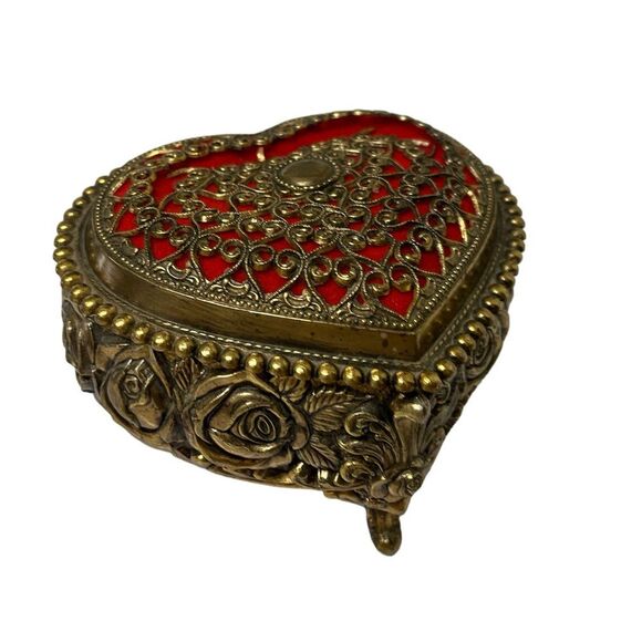 VTG Ornate Red and Gold Heart Shaped Trinket Dish - Picture 1 of 5